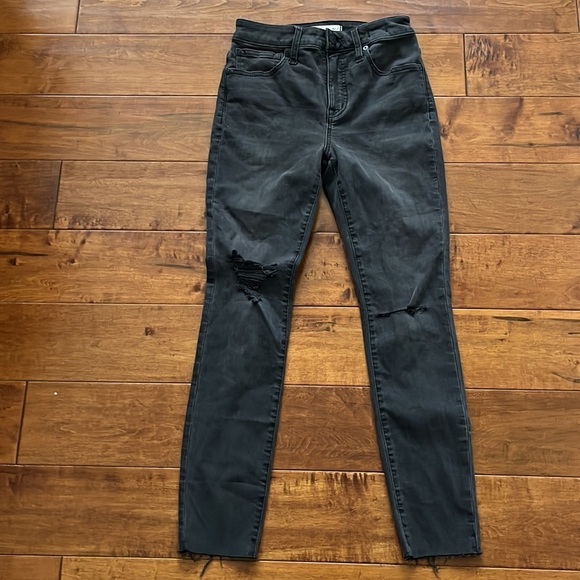 NWOT Madewell  Curvy High Rise Skinny Jean Size 26P Dark Gray - Picture 3 of 13